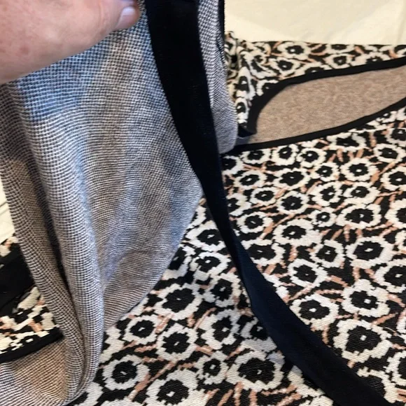 0107 Vintage DVF Leopard Print Wrap Dress SZ - Medium. Diane Von Furstenberg - Picture 9 of 10